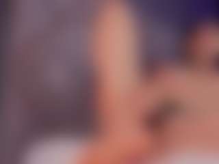 Renatta Cruz's Live Sex Cam Show