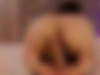 Renatta Cruz's Live Sex Cam Show