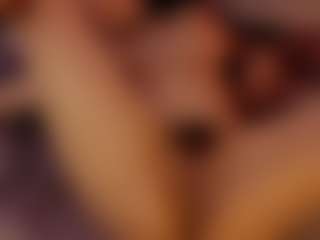 Renatta Cruz's Live Sex Cam Show
