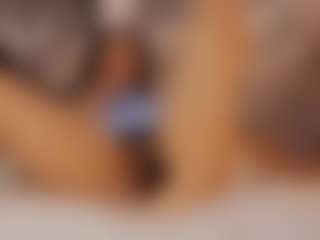 Renatta Cruz's Live Sex Cam Show