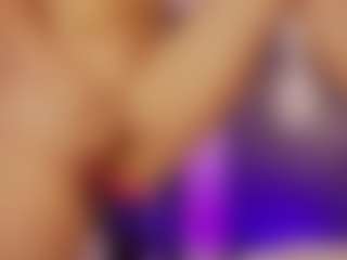 Live cam show with Renatta Cruz - Sexwebcam Brown Hair on Dolls Live