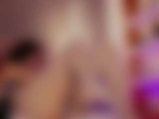 Renatta Cruz's Live Sex Cam Show