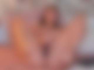 Live cam show with RubiReed - Toys MILF on Soda Cam