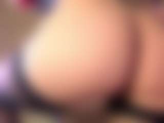 Live cam show with Nella-joly - Ride Torso on Streamer API