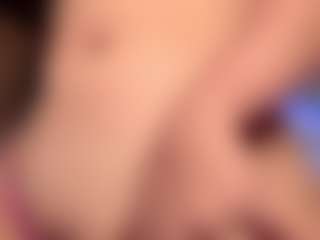 Live cam show with Nella-joly - Petite on Camsoda