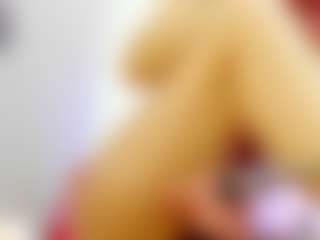 Live cam show with Adahra - Juguetes on Chatstar
