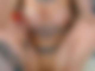 Live cam show with arianatattoos - Big Clit on boobsie.com