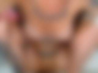 arianatattoos's Live Sex Cam Show