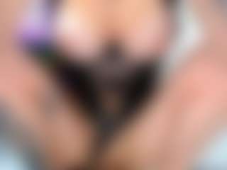 arianatattoos's Live Sex Cam Show