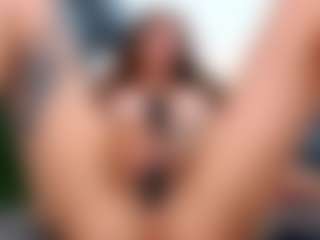 arianatattoos's Live Sex Cam Show