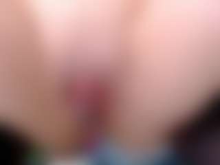 Live cam show with arianatattoos - Big Clit on Camsoda