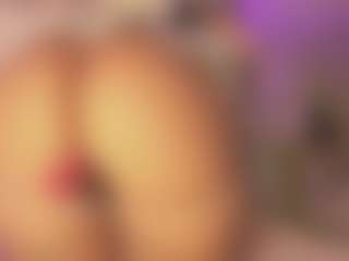 butterflyy1's Live Sex Cam Show
