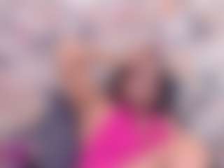 Live cam show with IndianFancyFace - Middle Aged on CamClone