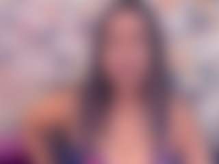Live cam show with IndianFancyFace - Shaved Pussy Mature on sexylivex.com
