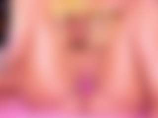 Lorena-gomezz1's Live Sex Cam Show