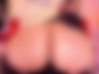 Lorena-gomezz1's Live Sex Cam Show
