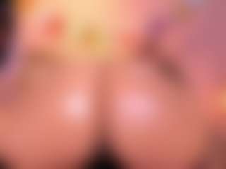 Lorena-gomezz1's Live Sex Cam Show