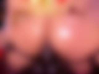 Lorena-gomezz1's Live Sex Cam Show