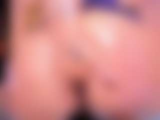 Lorena-gomezz1's Live Sex Cam Show