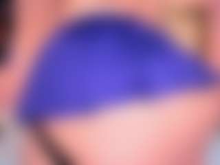 Lorena-gomezz1's Live Sex Cam Show