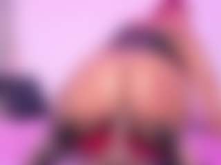 Lorena-gomezz1's Live Sex Cam Show