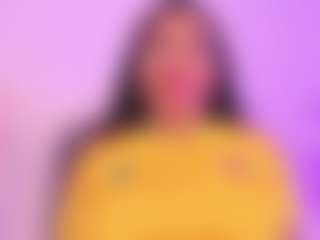 Live cam show with brenda-becker - Facial on Milfs Live