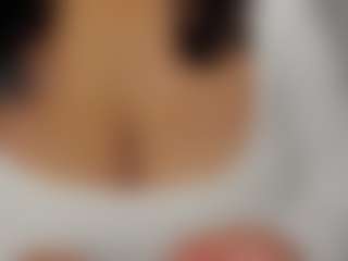 Live cam show with dephnee - Nipple Piercings on Milfs Live