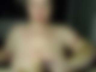 Live cam show with imthinkaboutu - Blonde Hair MILF on Gym Cam Girls