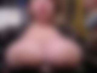 imthinkaboutu's Live Sex Cam Show