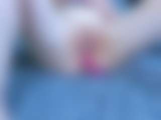 jaadee1 MILF webcam performer live streaming
