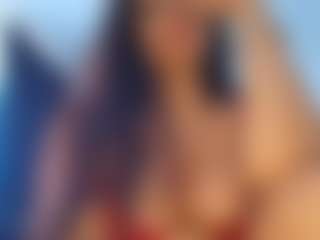 Live cam show with Assya - Camel Toe on Camsoda