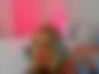 Live cam show with BabieLynn - Sex on Milf Play