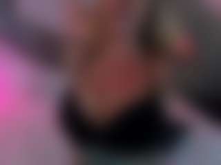 Live cam show with BabieLynn - Big Nipples on Fling VIP Chat