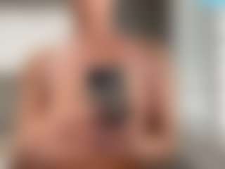 Iamwhitneyoc's Live Sex Cam Show