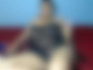 Live cam show with MissMimmi69 - Average on Chatstar