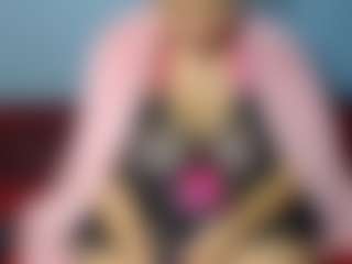 Live cam show with MissMimmi69 - Solo on Camsoda