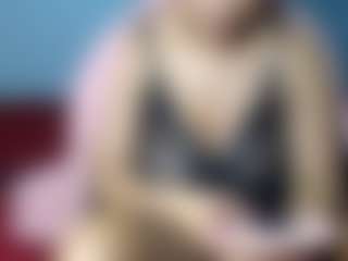 Live cam show with MissMimmi69 - Solo on Camsoda