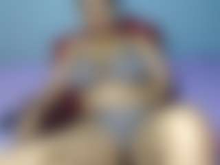 Live cam show with MissMimmi69 - Average on Camsoda