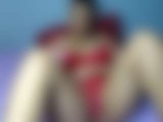 Live cam show with MissMimmi69 - Average on Livezox
