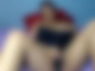 Live cam show with MissMimmi69 - Brown Hair on Camsoda
