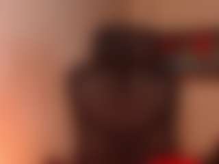 Live cam show with zafiro-56 - Granny on Camsoda