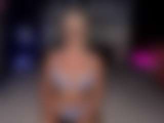 Live cam show with Your Girl - Grey Eyes on Sweet Sext
