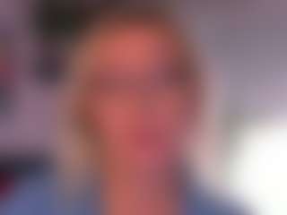 VanessaSoft's Live Sex Cam Show