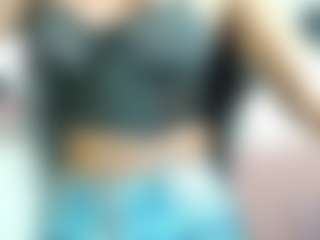 andrea-safeira's Live Sex Cam Show