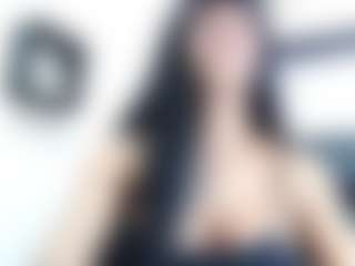 andrea-safeira's Live Sex Cam Show