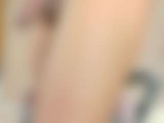 Live cam show with LaDiabla2000 - Big Balls on Stripli.com