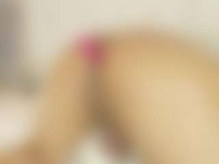 LaDiabla2000's Live Sex Cam Show