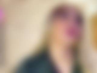 LaDiabla2000's Live Sex Cam Show