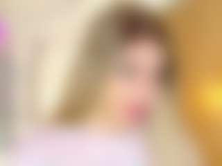 Live cam show with LaDiabla2000 - English on livesuperchat.net