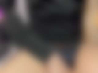 Show in cam erotica live di LaDiabla2000